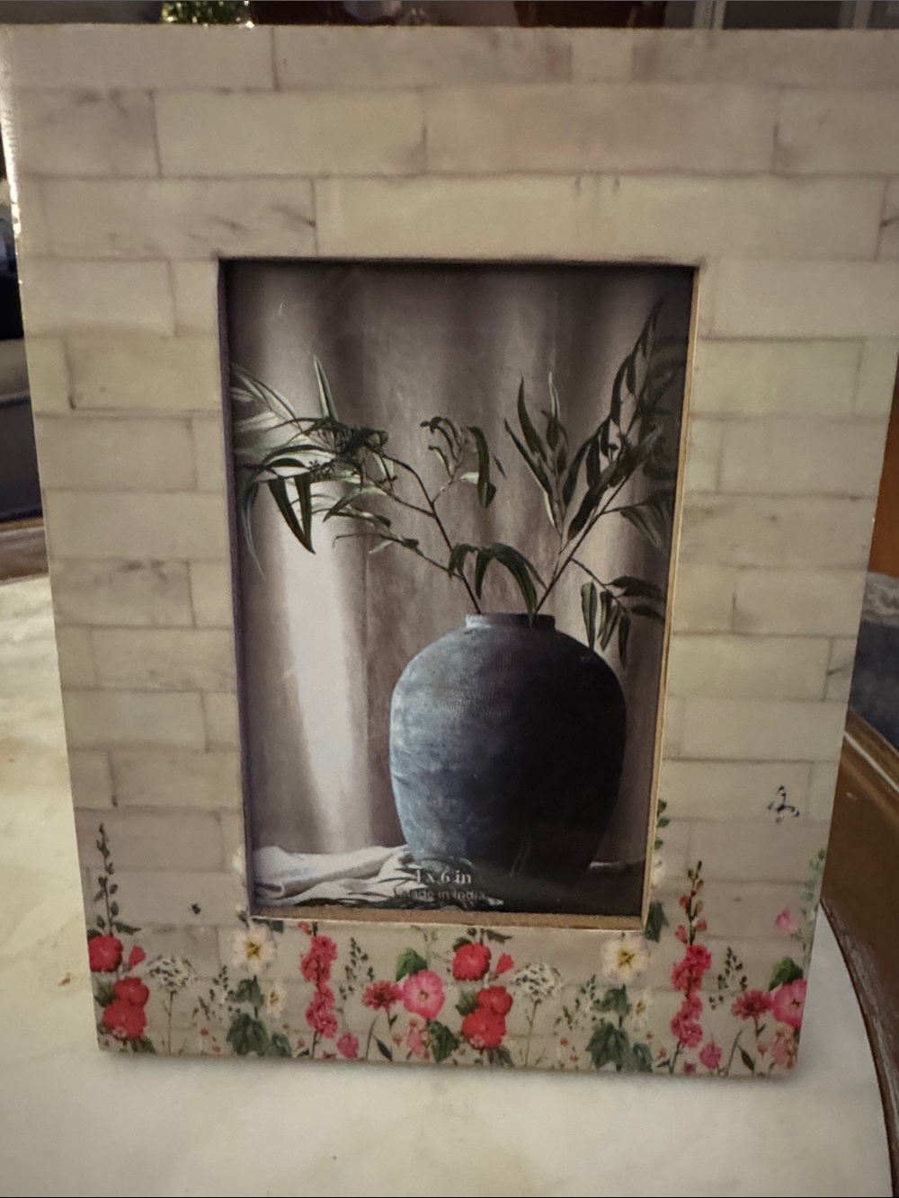 Sagebrook Home Resin Floral Brick-Pattern Picture Frame 4 x6 inch